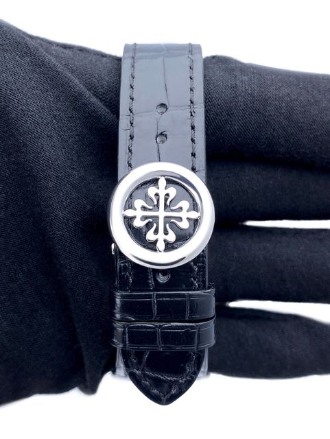 Patek Philippe Complications 5396G-011 Image 6